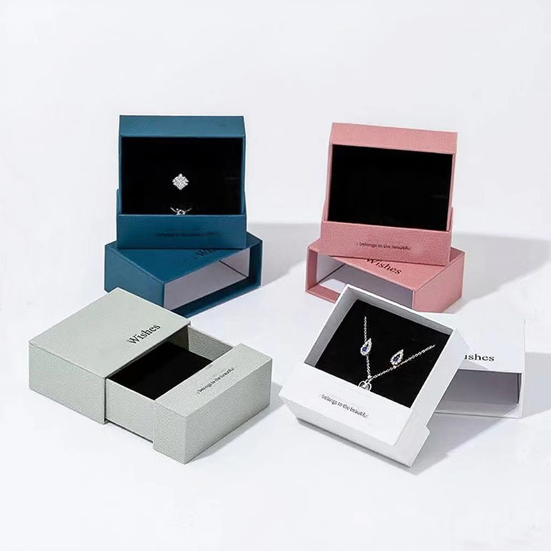Premium Luxury Custom Jewelry Box Green Personalized Luxury Packaging ...